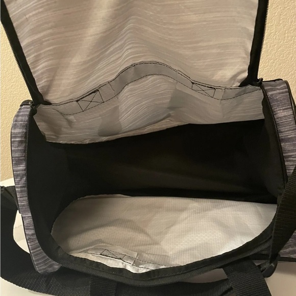 NWOT Adidas Slate Blue Gray Sport Fitness Gym Tote Duffle Bag beach bag - Picture 7 of 7